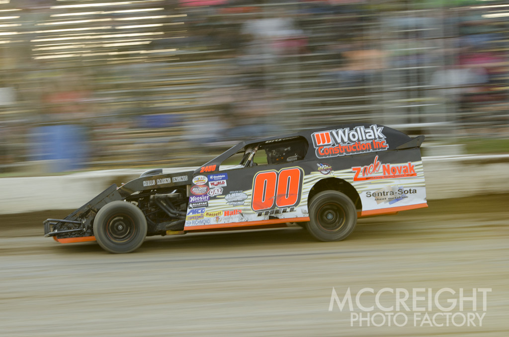 Kyle Thell showcases the 00 Wissota Modified